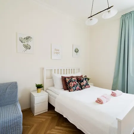 Appartement Big - Market Square - Rynek 42 - 3 - 14 People